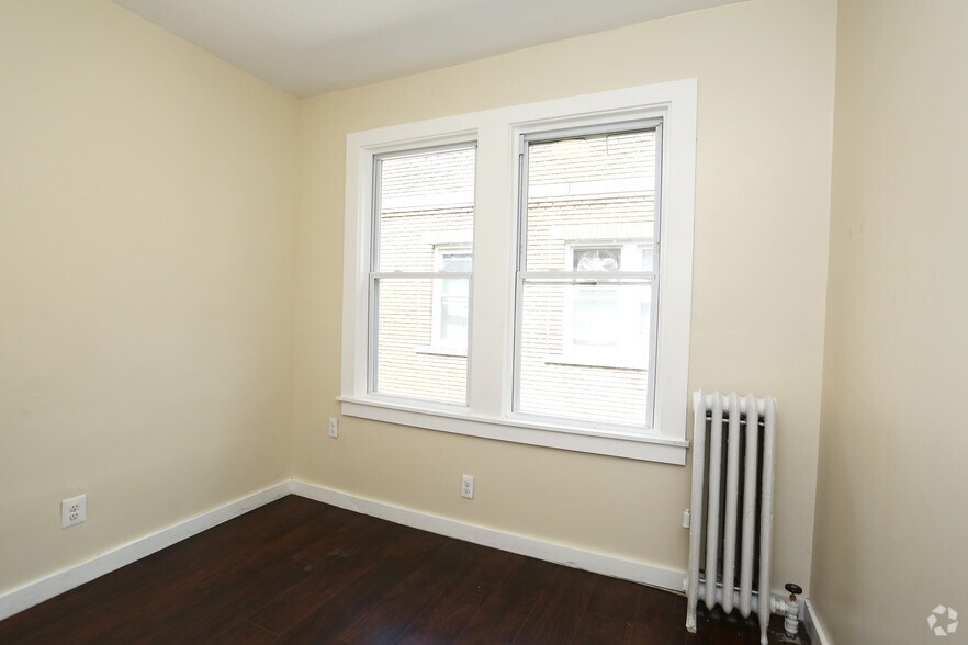 More Photos Of 12-16 Groton St, Hartford Apartments For Sale