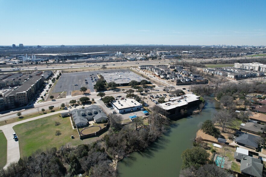Primary Photo Of 1717 W Plano Pky, Plano Freestanding For Sale