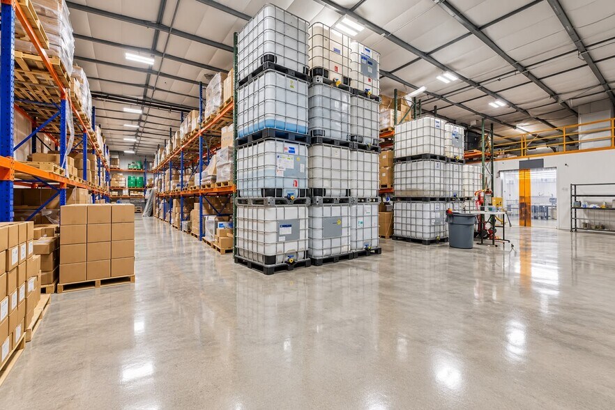 More Photos Of 380 NY-210, Stony Point Warehouse For Lease