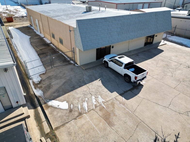 More Photos Of 165 S 122nd Ave, Tulsa Warehouse For Lease