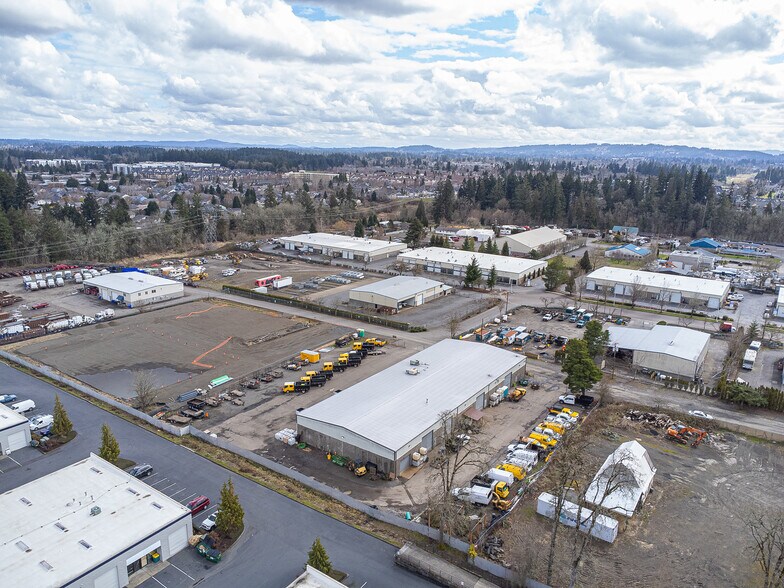 More Photos Of 1800 NE Cornelius Pass Rd, Hillsboro Warehouse For Lease