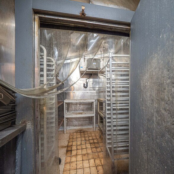 More Photos Of 923 State Route 32, Highland Mills Restaurant For Sale