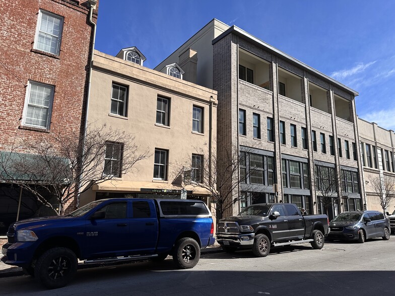 Primary Photo Of 12 W State St, Savannah Storefront Retail Office For Lease