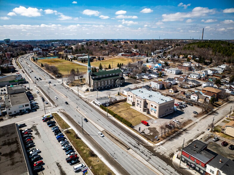 More Photos Of 435 Notre Dame Av, Sudbury Medical For Lease