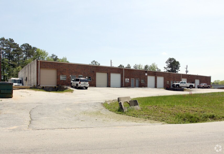 More Photos Of 2182 Coffee Rd, Lithonia Warehouse For Lease