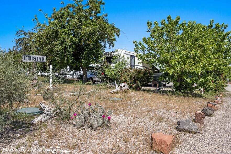 More Photos Of 3315 E McKnight Rd, Littlefield Manufactured Housing Mobile Home Park For Sale