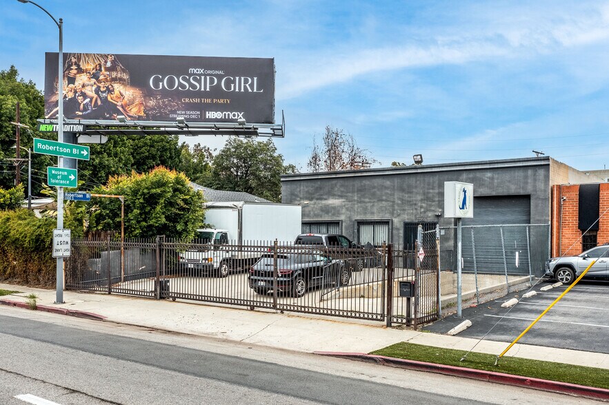 More Photos Of 3364 S Robertson Blvd, Los Angeles Warehouse For Sale