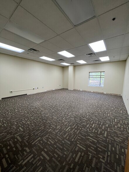 More Photos Of 1000 Meade St, Dunmore Medical For Lease