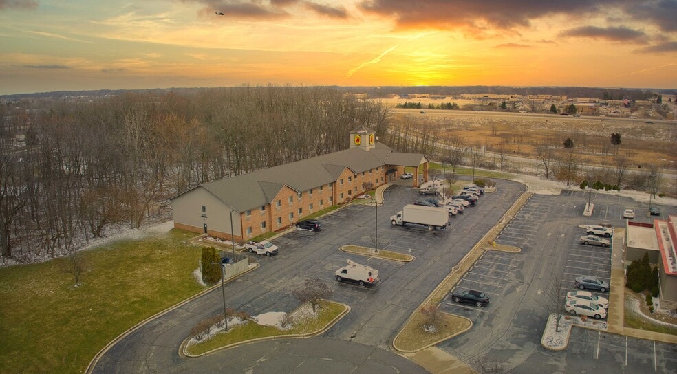 Primary Photo Of 3005 John Howell Dr, Valparaiso Hotel For Sale