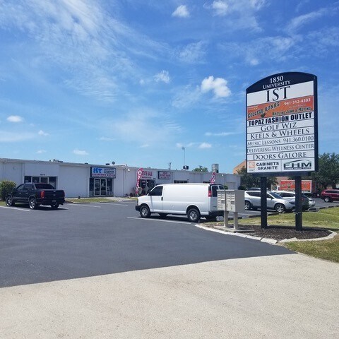 More Photos Of 1850-1890 University Pky, Sarasota Warehouse For Lease
