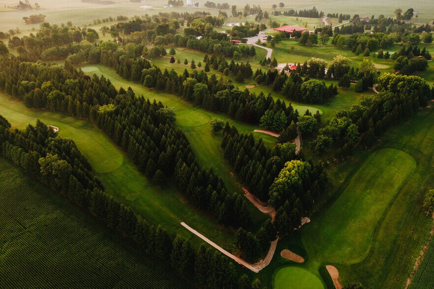 More Photos Of 324183 Mount Elgin Rd, South-West Oxford Golf Course Driving Range For Sale