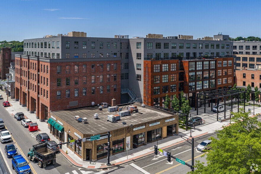 More Photos Of 10 Monroe St, Norwalk Apartments For Lease