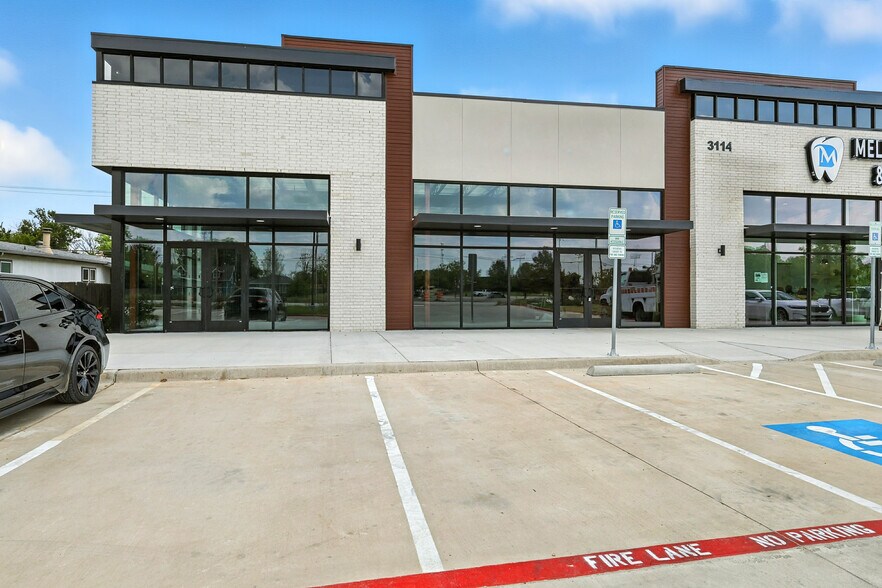 More Photos Of 3114 McKinney St, Melissa Storefront Retail Office For Lease