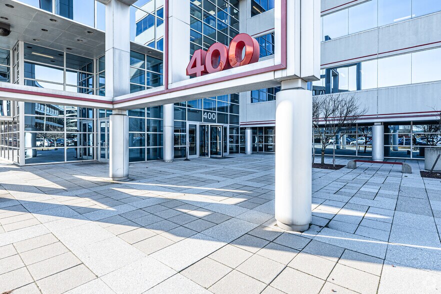 More Photos Of 400 Garden City Plz, Garden City Office For Lease