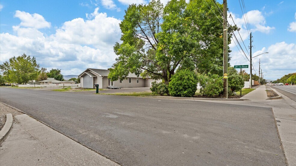 More Photos Of 2935 Patterson Rd, Grand Junction Specialty For Sale