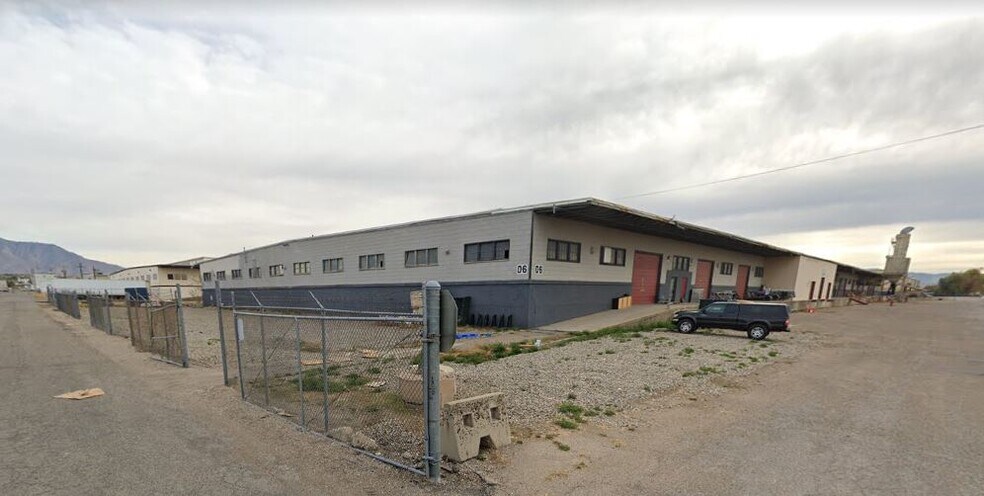 More Photos Of 1500 S 300 W, Clearfield Warehouse For Lease