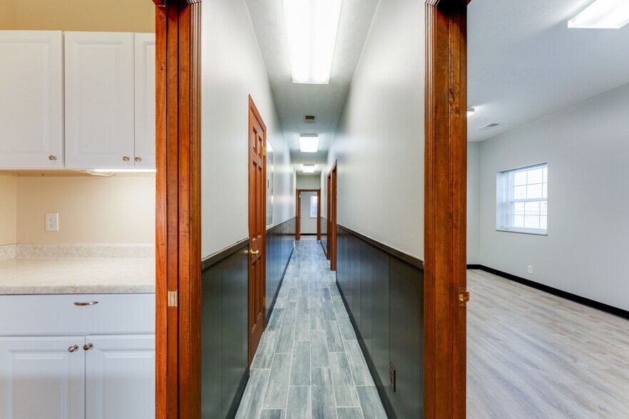 More Photos Of 6501 E Livingston Ave, Reynoldsburg Medical For Lease
