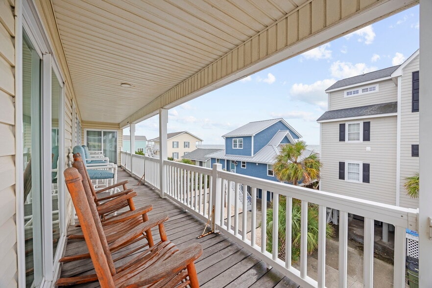 More Photos Of 412 S Seaside Dr, Surfside Beach Multifamily For Sale
