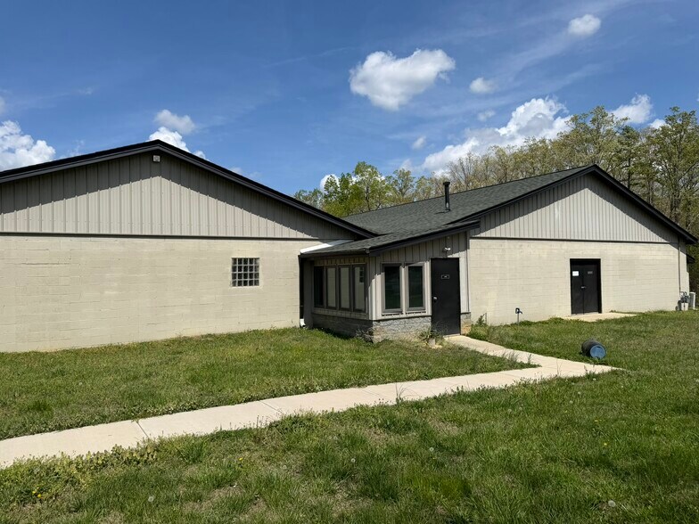 Primary Photo Of 1017 Mount Zion Church Rd, Thomasville Light Distribution For Lease