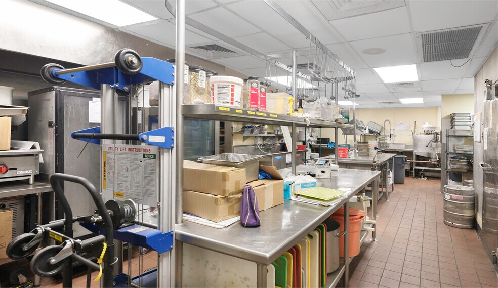 More Photos Of 4906 E Main St, Mesa Restaurant For Sale