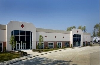 More Photos Of 3790 Commerce Ct, North Tonawanda Light Distribution For Lease