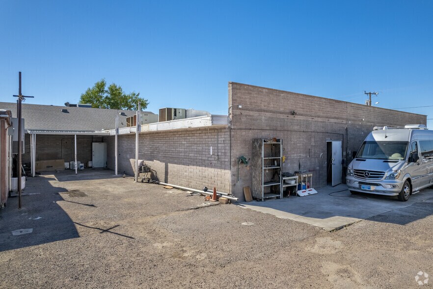 More Photos Of 9211 N 9th Ave, Phoenix Service For Sale