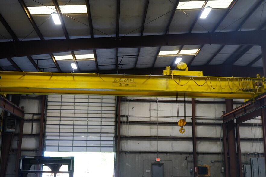 More Photos Of 6645 S 61st West Ave, Tulsa Warehouse For Lease