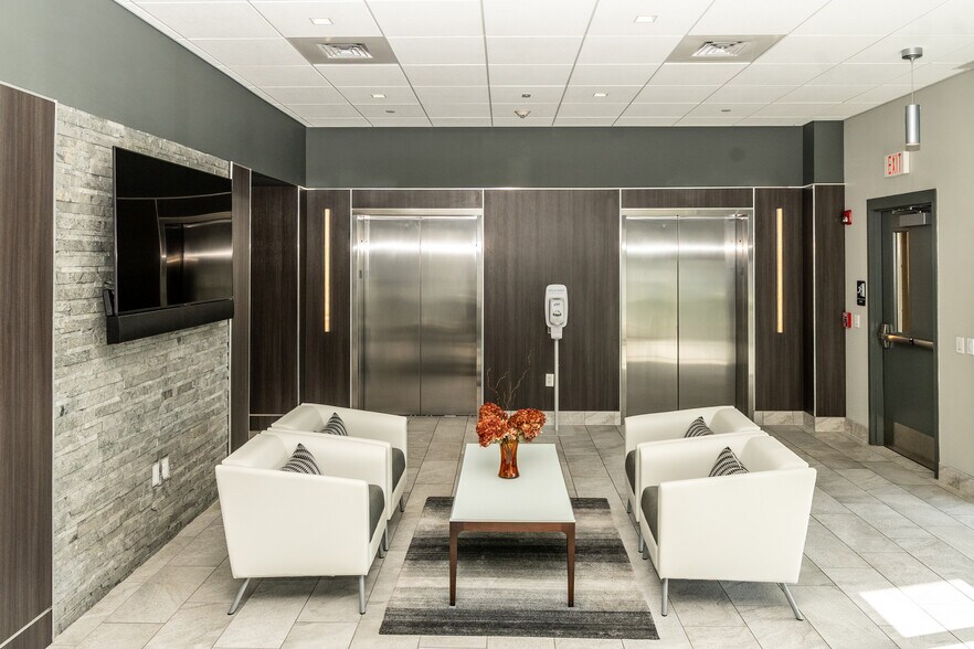 More Photos Of 1572 Fruitville Pike, Lancaster Medical For Lease