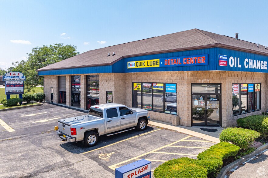 More Photos Of 18 W Merchants Dr, Oswego Auto Repair For Sale