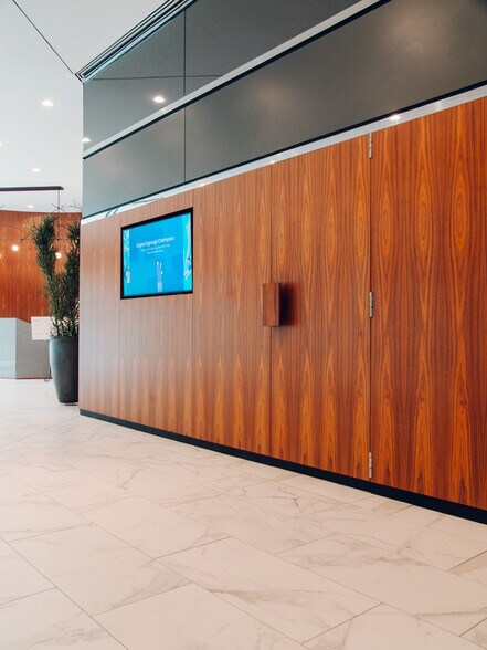 More Photos Of 101 N Robinson Ave, Oklahoma City Office For Lease