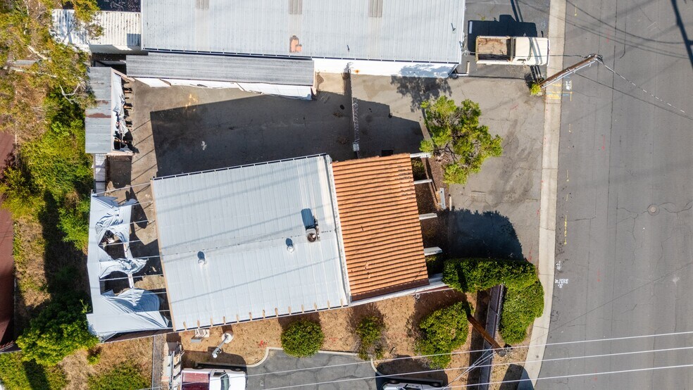 More Photos Of 1944 Commercial St, Escondido Industrial For Sale