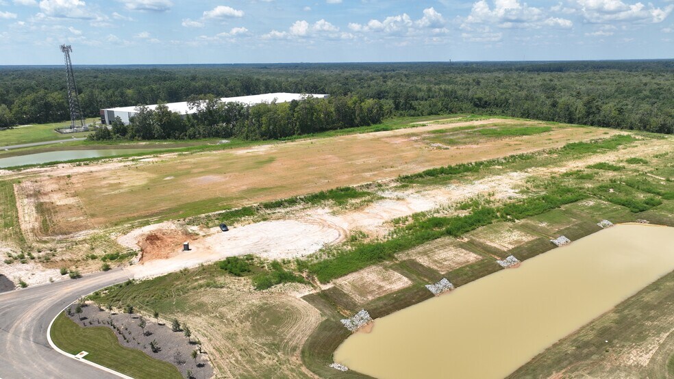 More Photos Of 420 Strathmore Rd, Summerville Unknown For Lease