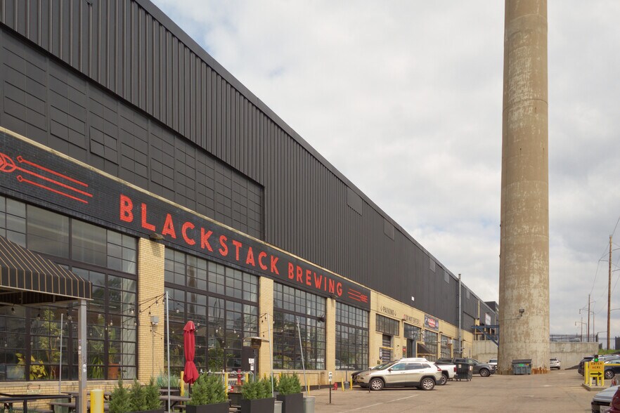 More Photos Of 755 Prior Ave N, Saint Paul Research And Development For Lease