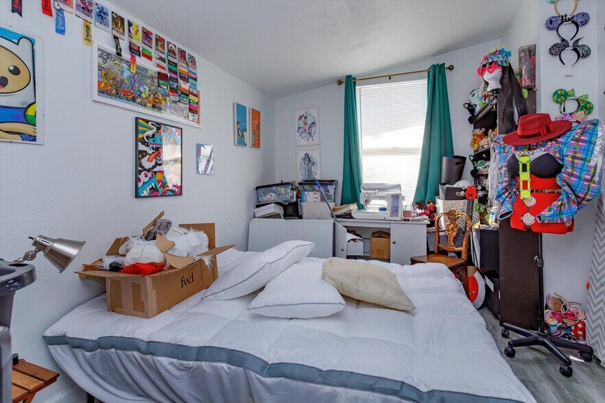 More Photos Of 37 Hill Ave, Orlando Flex For Sale