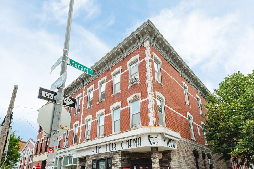More Photos Of 122 Meserole Ave, Brooklyn Storefront Retail Residential For Sale