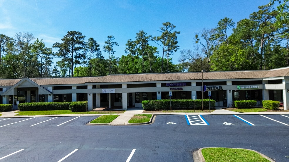 More Photos Of 550 Wells Rd, Orange Park Storefront For Sale