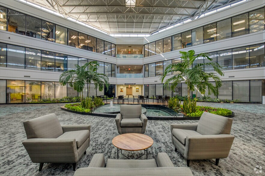 More Photos Of 5404 Cypress Center Dr, Tampa Office For Lease