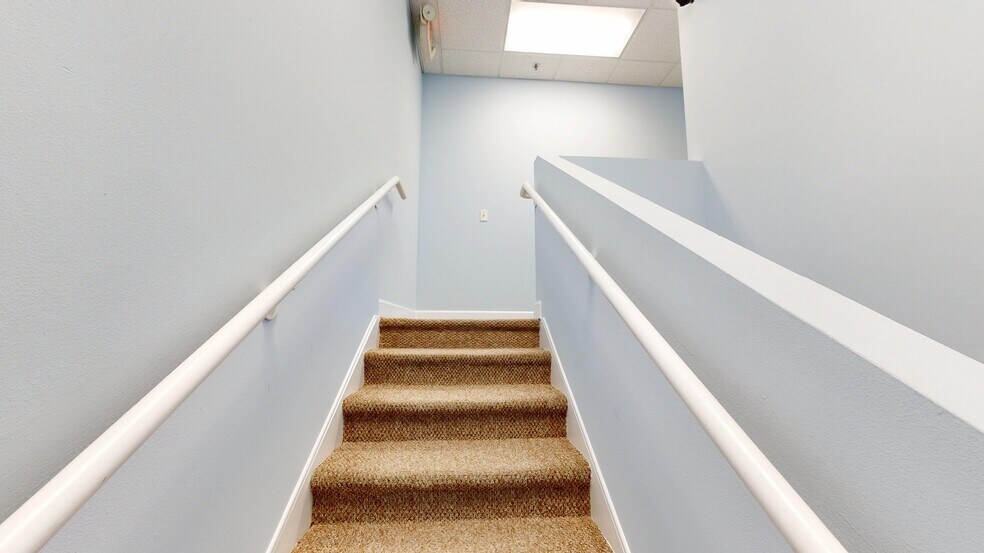 More Photos Of 2151 Consulate Dr, Orlando Loft Creative Space For Sale