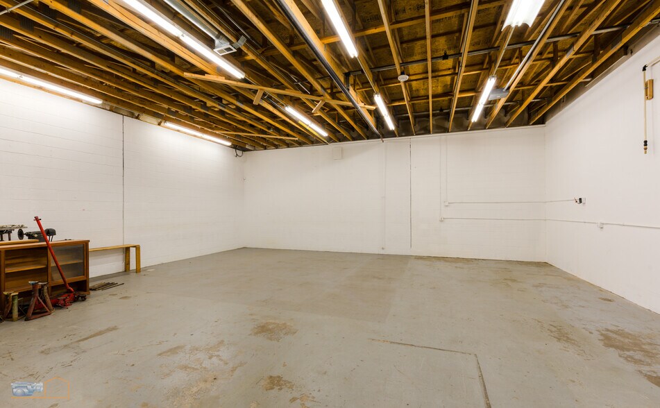 More Photos Of 1243 S Sherman Dr, Longmont Warehouse For Lease