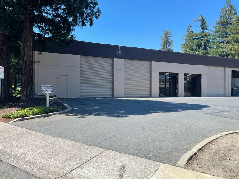 More Photos Of 3381 Vincent Rd, Pleasant Hill Warehouse For Lease