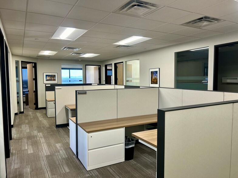 More Photos Of 40 N Central Ave, Phoenix Office For Lease