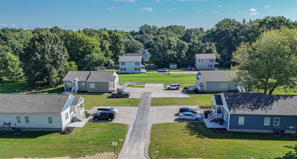 More Photos Of 220 Curry Dr, Williamsburg Specialty For Sale