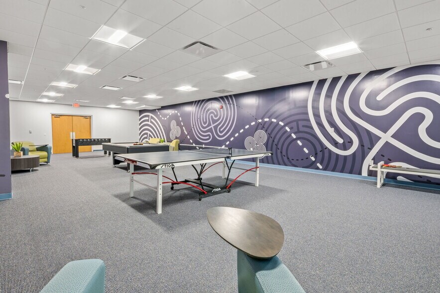 More Photos Of 1684 S Broad St, Lansdale Office For Lease