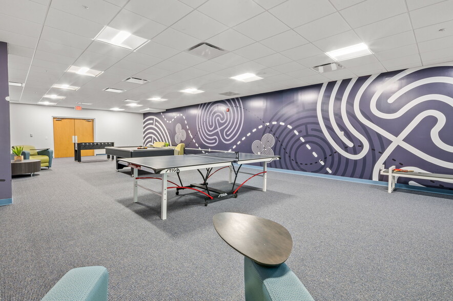 More Photos Of 1684 S Broad St, Lansdale Office For Lease