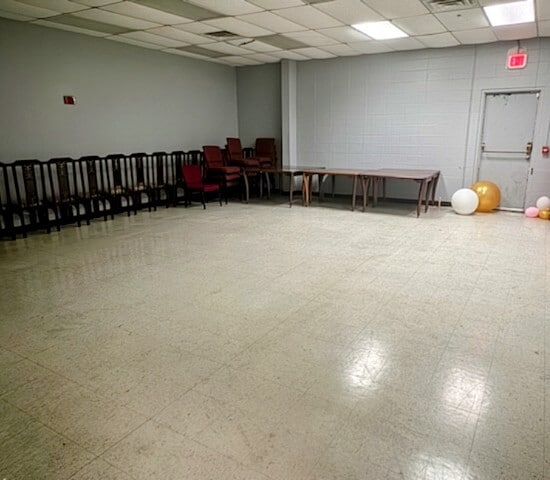 More Photos Of 1701-1741 S University Blvd, Middletown Unknown For Lease