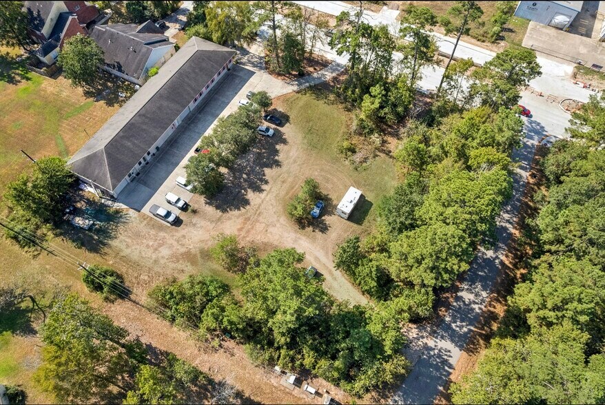 Primary Photo Of 32618 Tamina Rd, Magnolia Office Residential For Sale