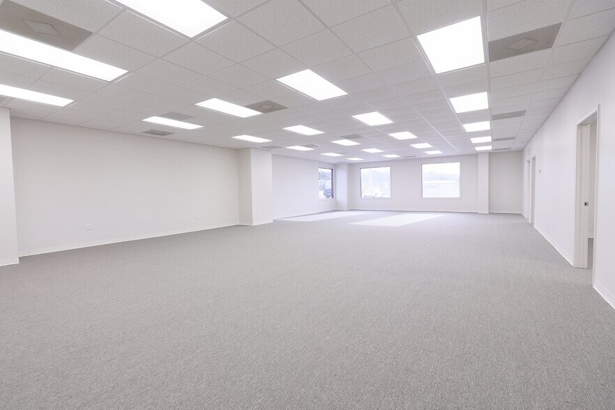 More Photos Of 5296 Highway 1 S, Jonesboro Office For Sale