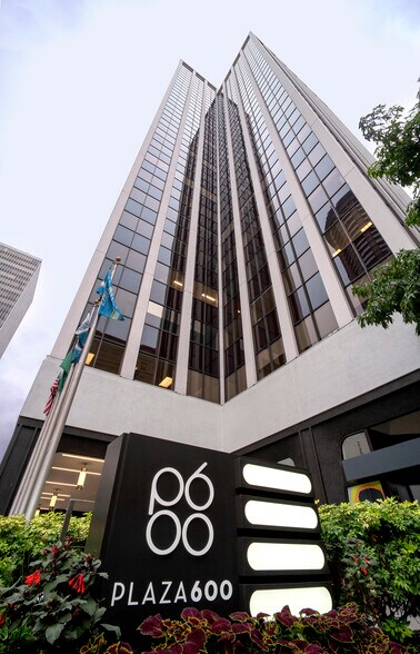 More Photos Of 600 Stewart St, Seattle Office For Lease