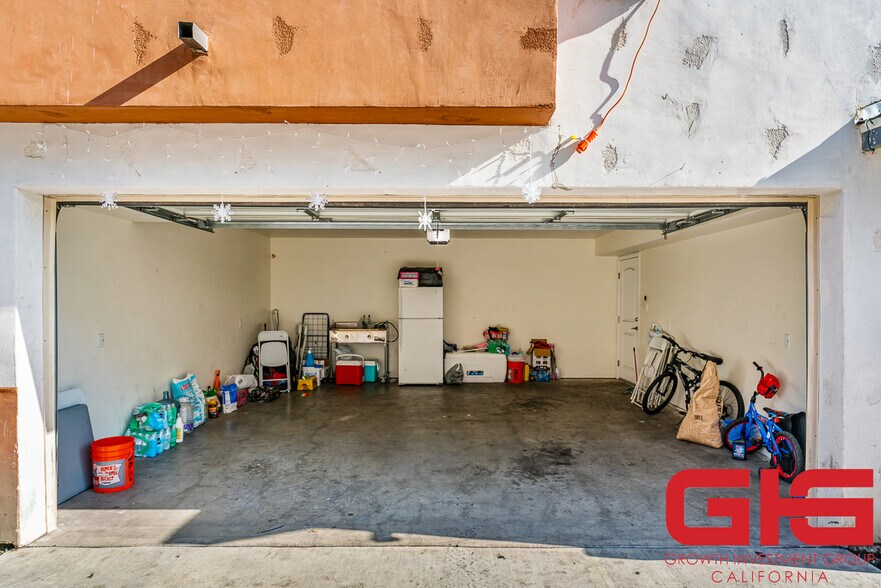 More Photos Of 4704 Florence Ave, Bell Apartments For Sale