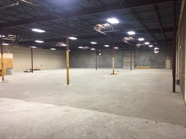More Photos Of 101 45th St, Corpus Christi Distribution For Lease
